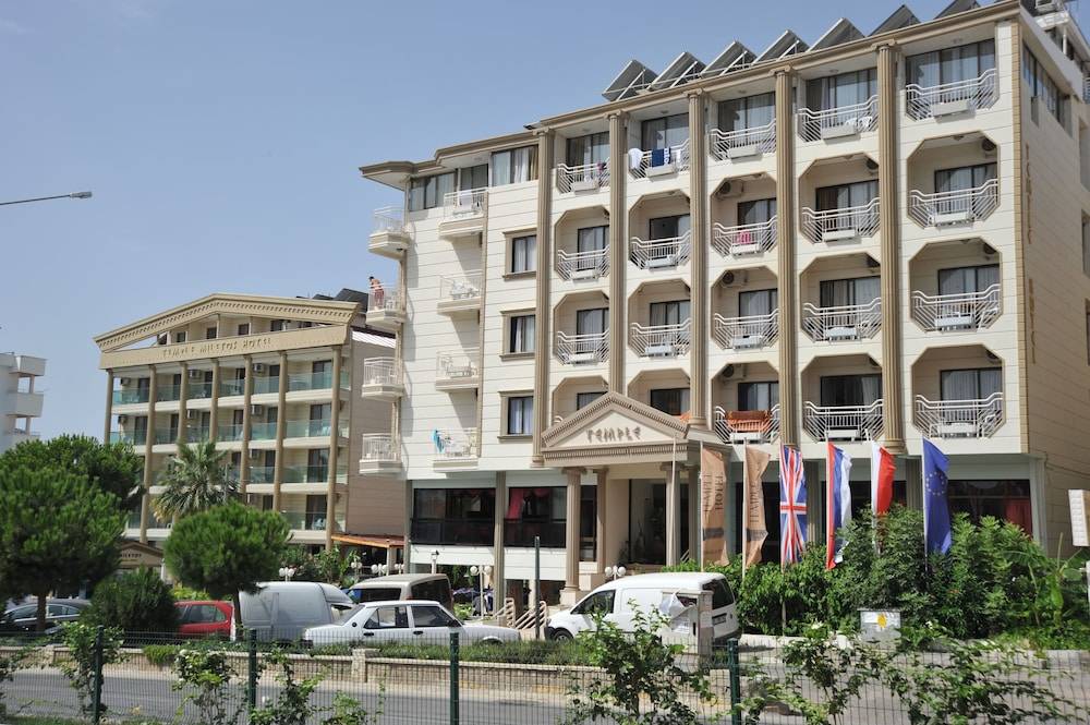 Temple Hotel 1