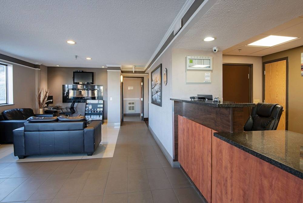 Super 8 by Wyndham Kamloops On The Hill 2