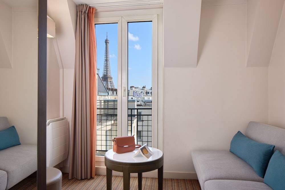 Timhotel Tour Eiffel 1