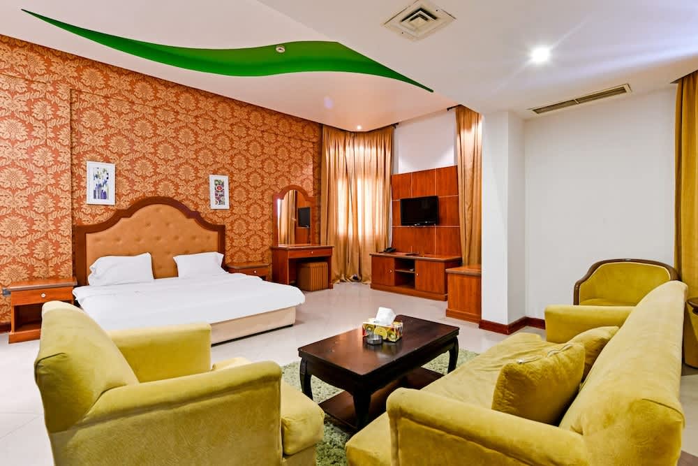 OYO 118 Revira Hotel 1
