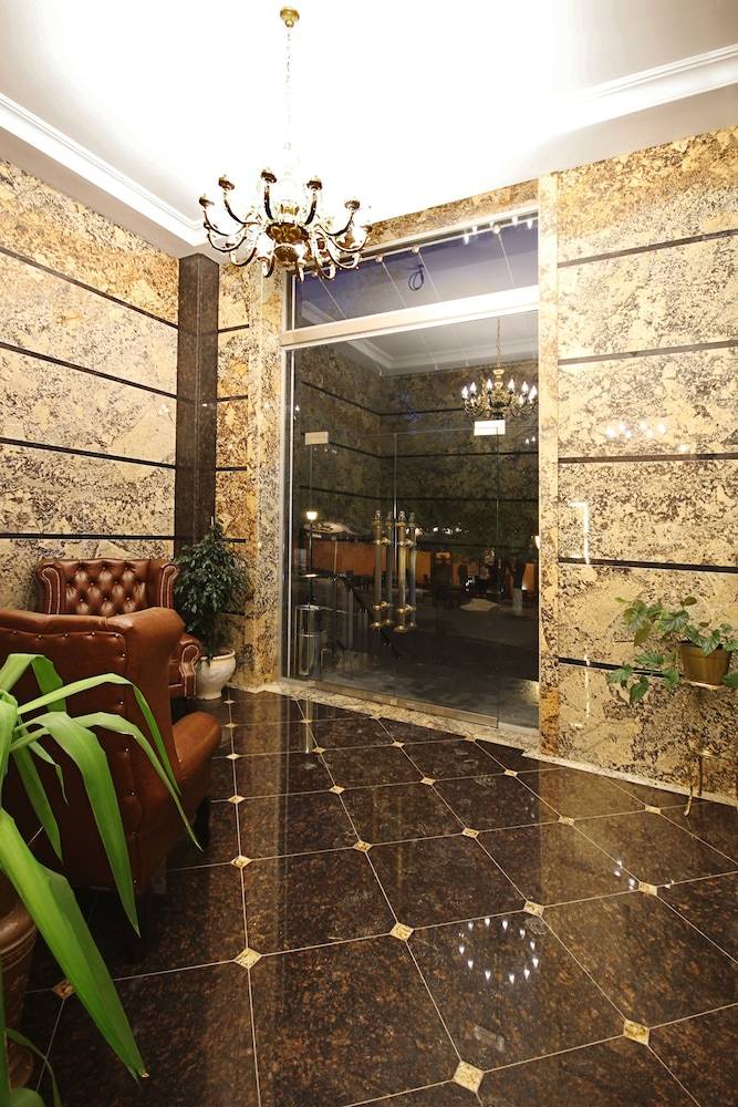 City Park Hotel 2
