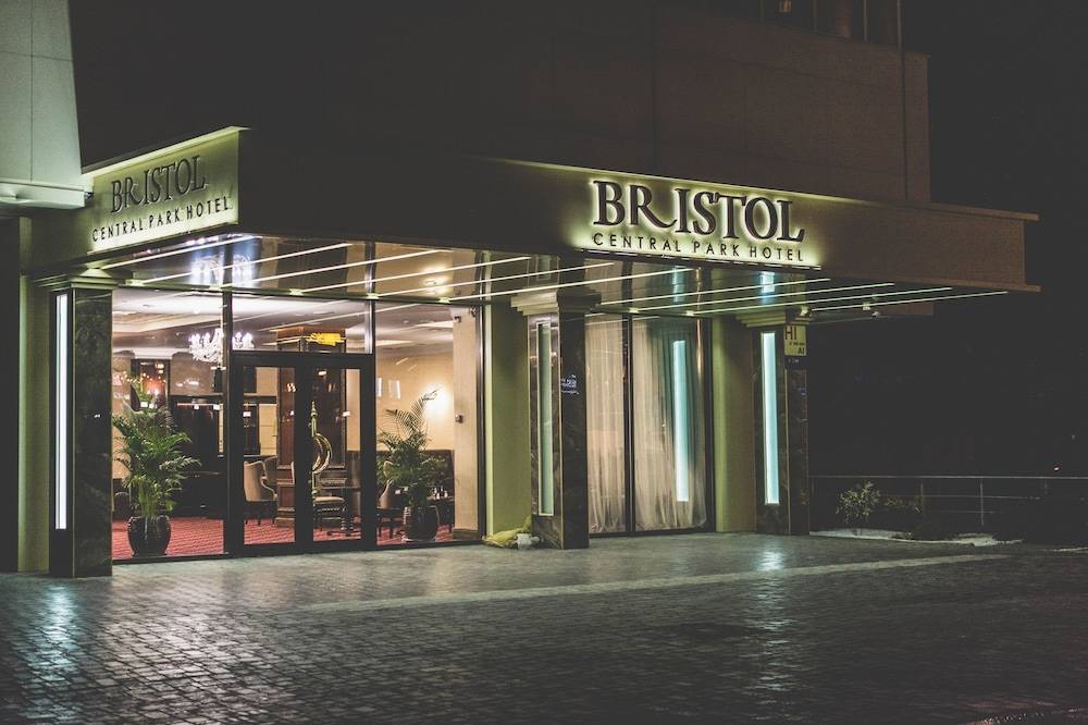 Bristol Central Park Hotel 1