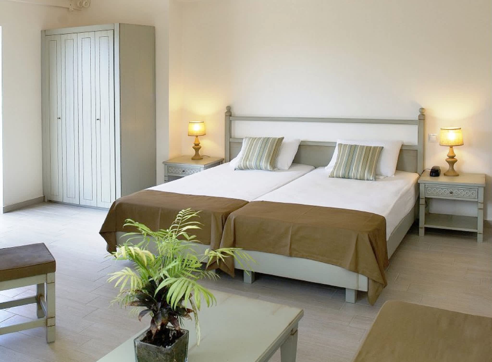 Almyrida Beach Hotel 1