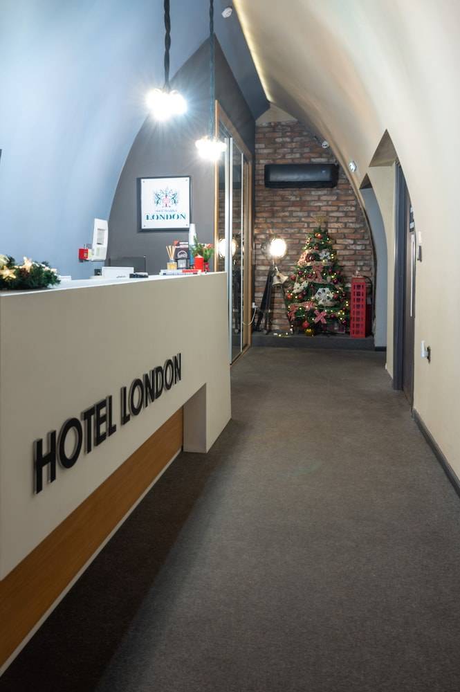 Hotel London B&B 2