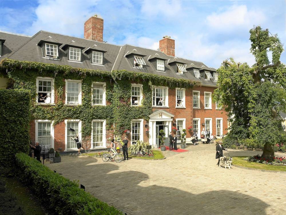 Hayfield Manor 1