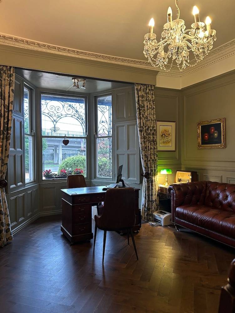 Belvedere Lodge 2