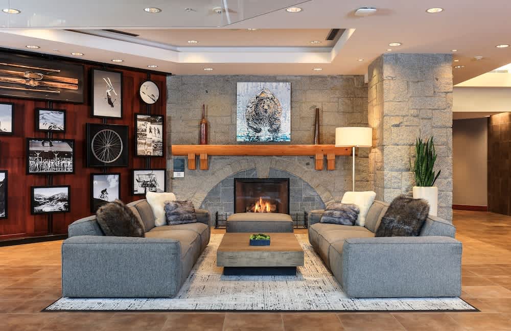 The Crystal Lodge 2