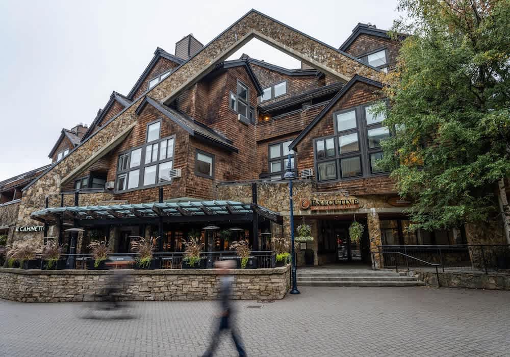 Executive Inn Whistler 1