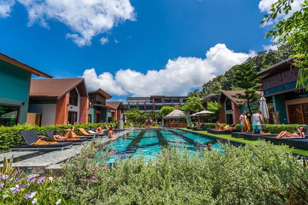 Chaokoh Phi Phi Hotel & Resort 1