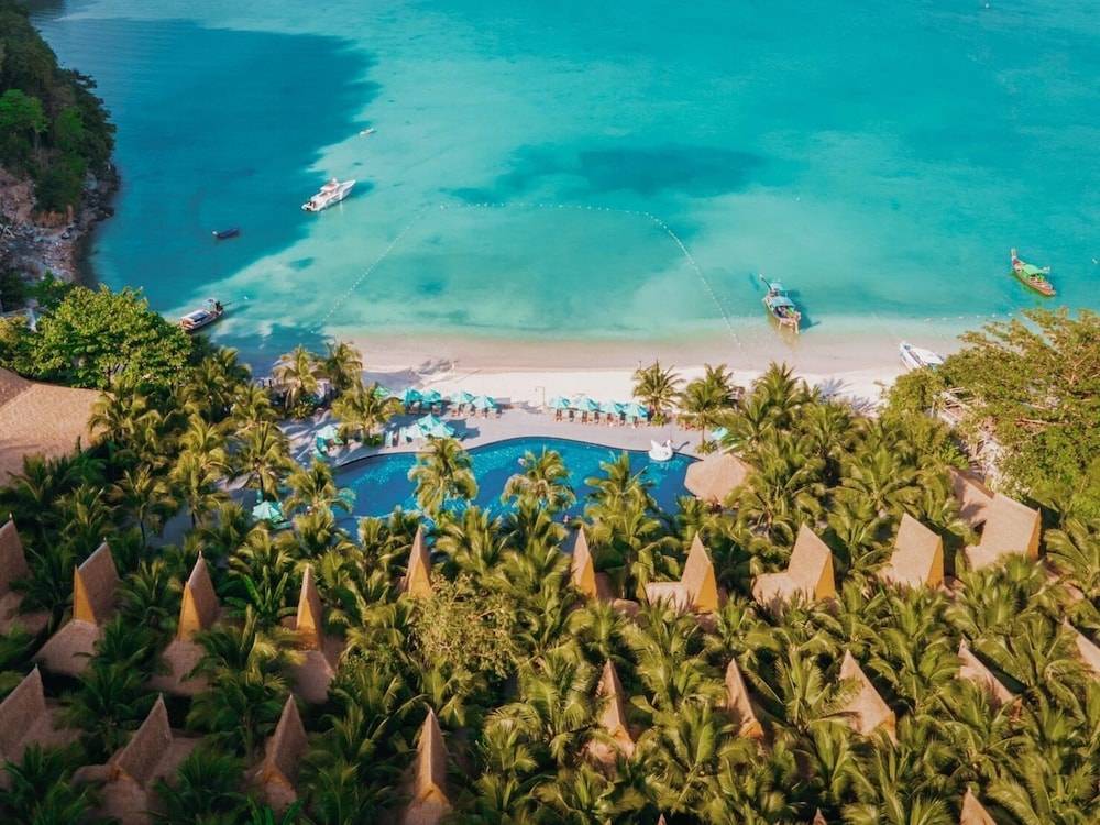 Phi Phi CoCo Beach Resort 1