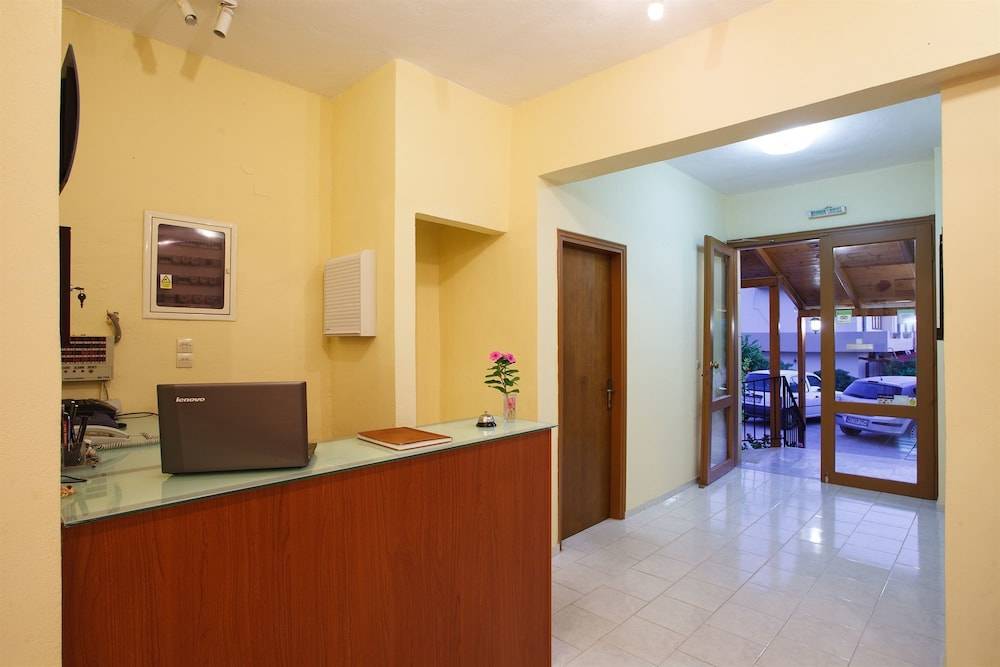 Babis Hotel 2