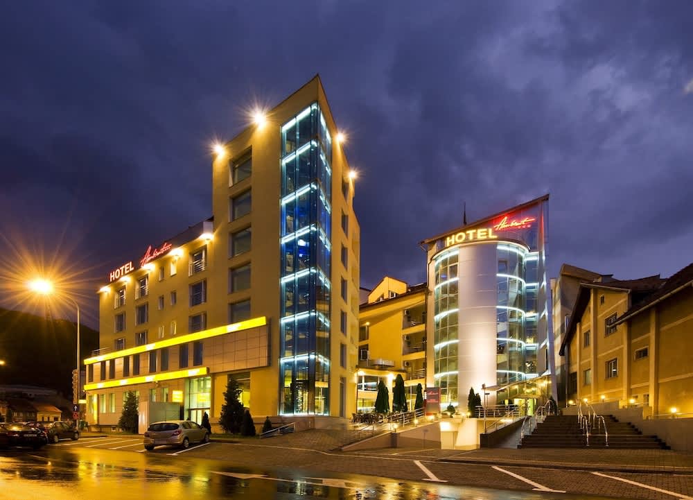Hotel Ambient 1