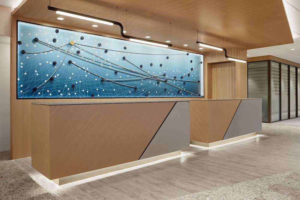 Delta Hotels Calgary Airport In-Terminal 2
