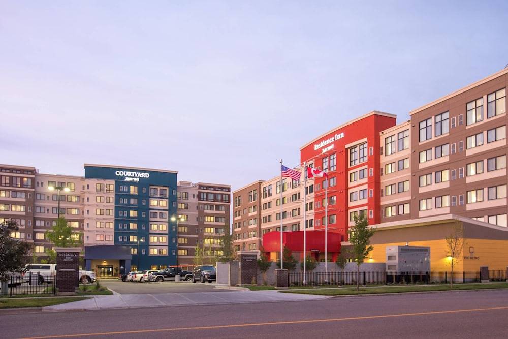 Residence Inn by Marriott Calgary South 1