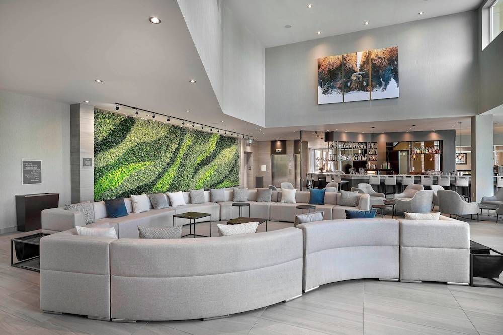 The Westin Calgary Airport 2