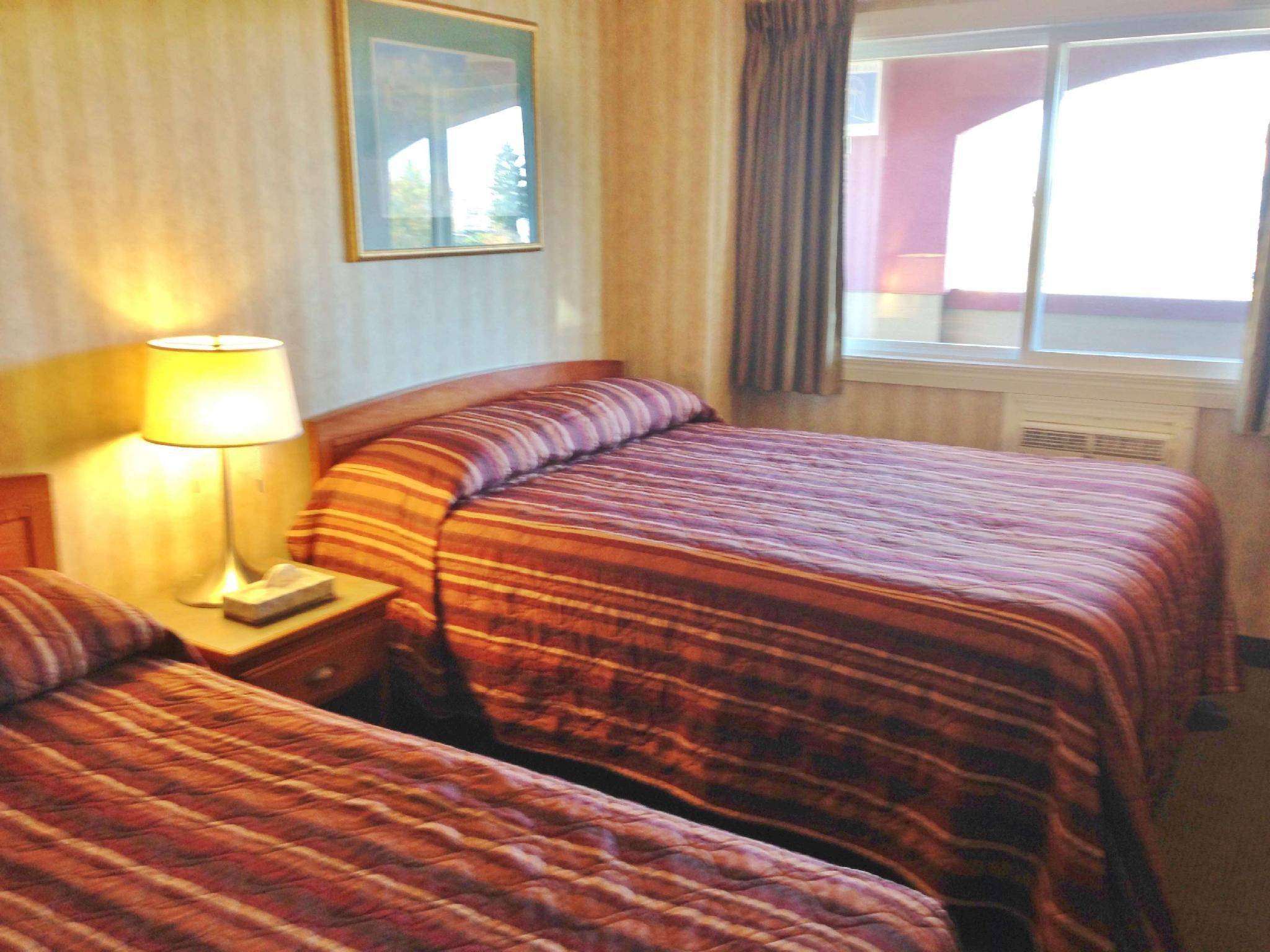 Canadas Best Value Inn Chinook Station 2