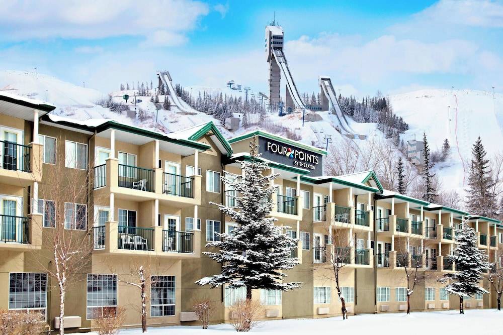 Four Points by Sheraton Hotel & Suites Calgary West 1