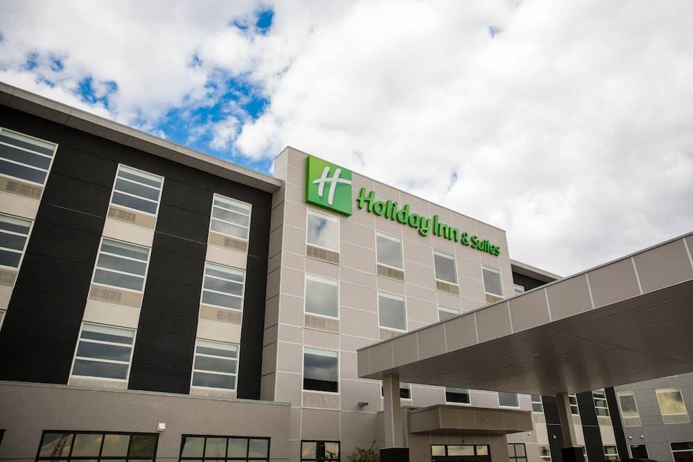 Holiday Inn & Suites CALGARY SOUTH - CONFERENCE CTR by IHG 1