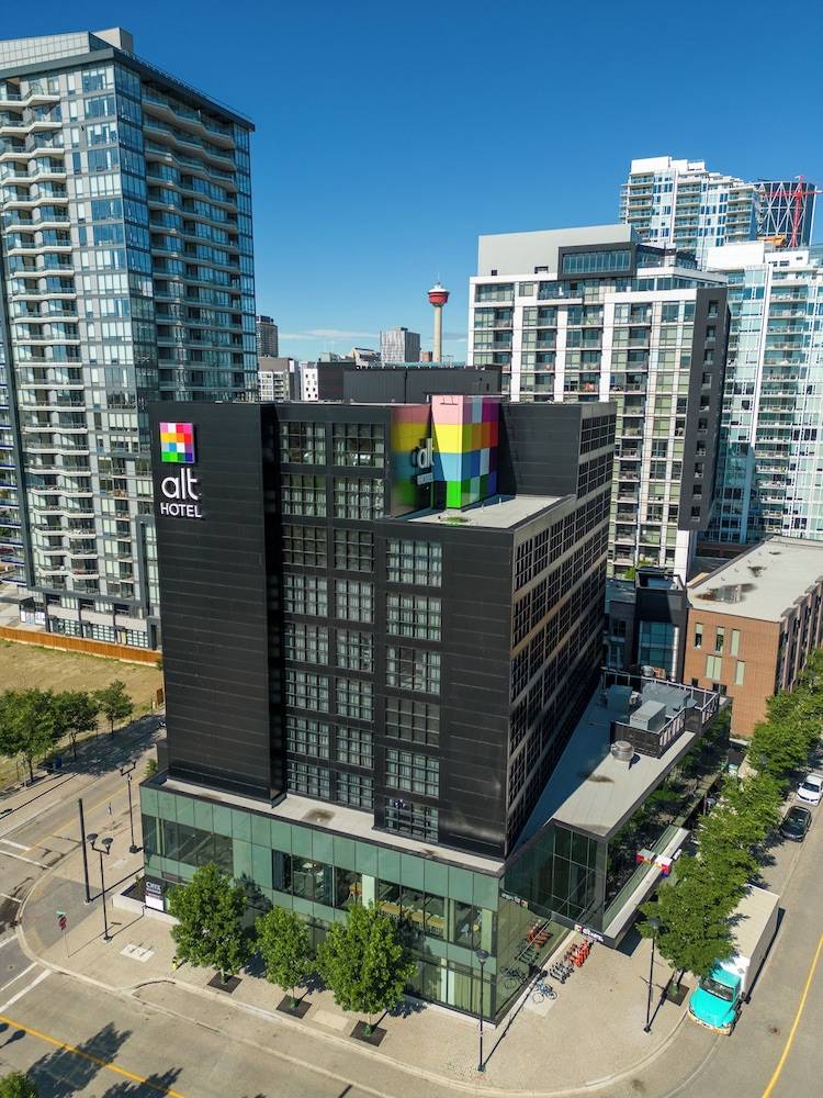 Alt Hotel Calgary East Village 1