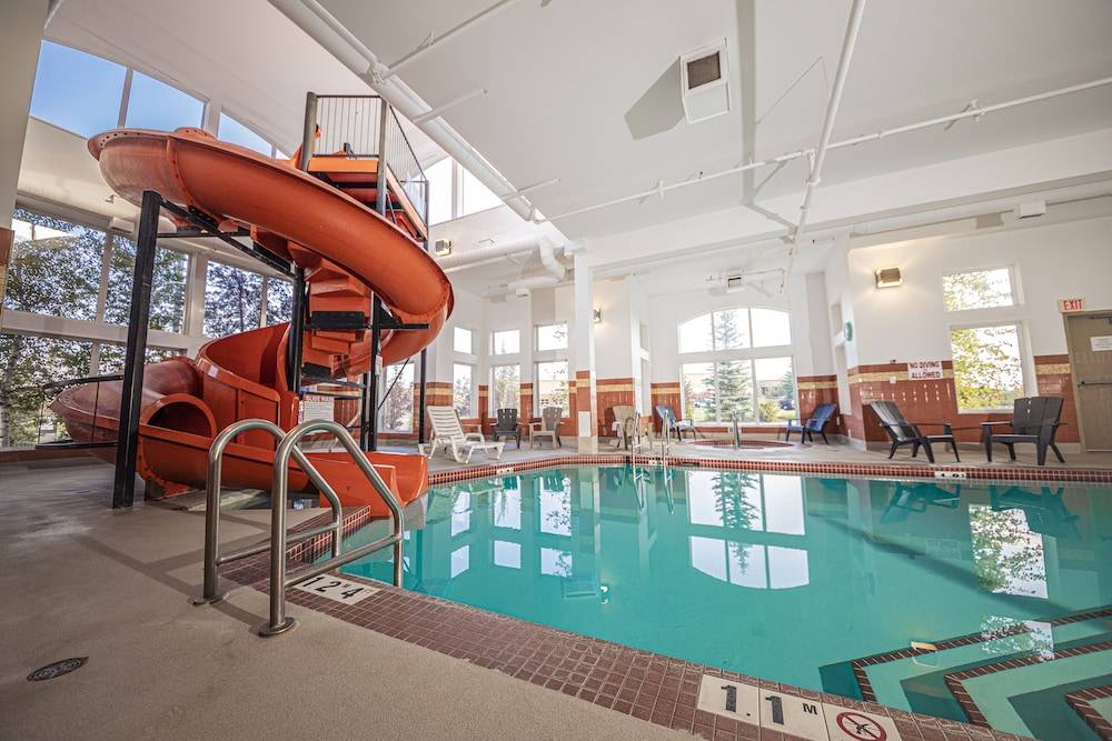 Service Plus Inns and Suites Calgary 1