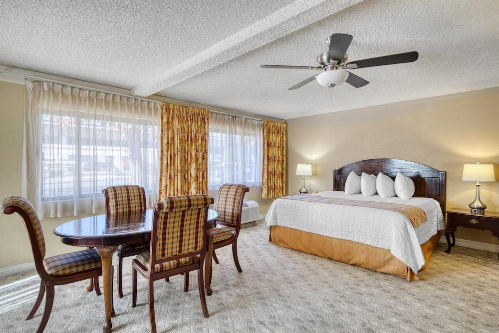 SureStay Plus Hotel by Best Western Reno Airport 1