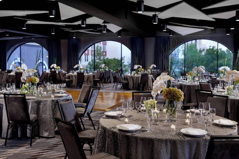 Renaissance Reno Downtown Hotel & Spa 2