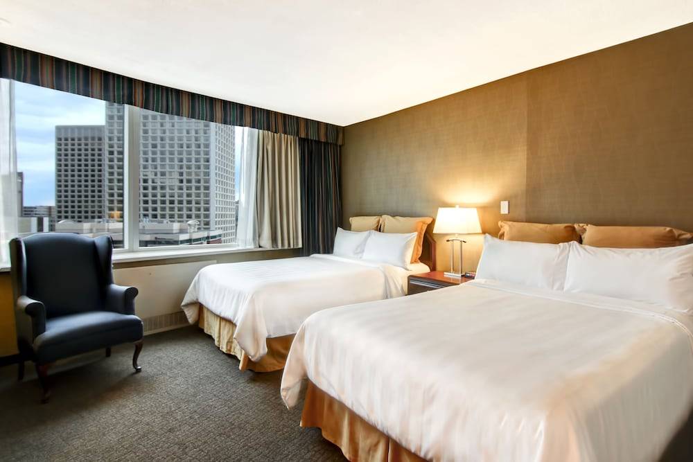 Chateau Lacombe Hotel 1