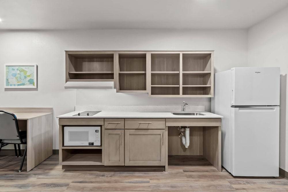WoodSpring Suites Tucson Medical Center 1