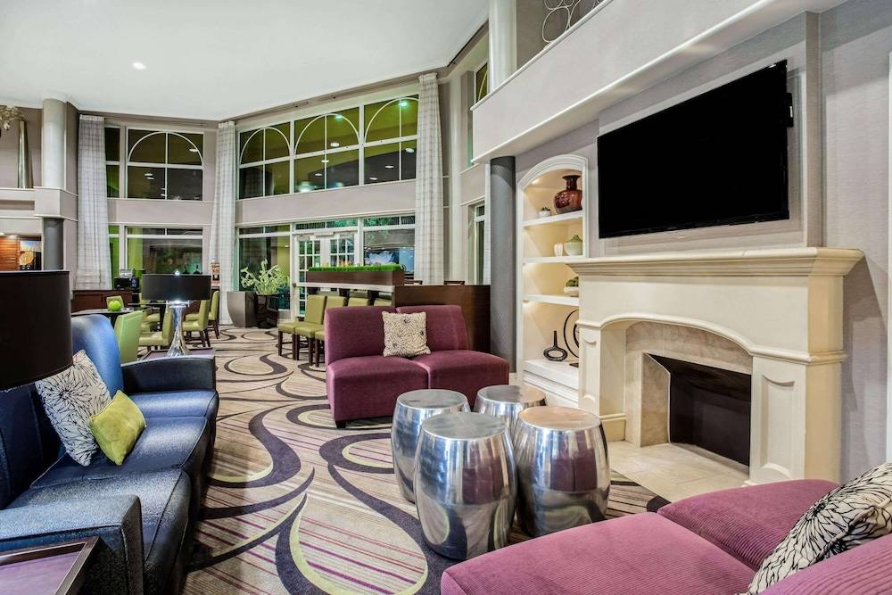 La Quinta by Wyndham Tucson Airport 2