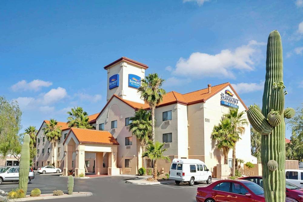Baymont by Wyndham Tucson Airport 1