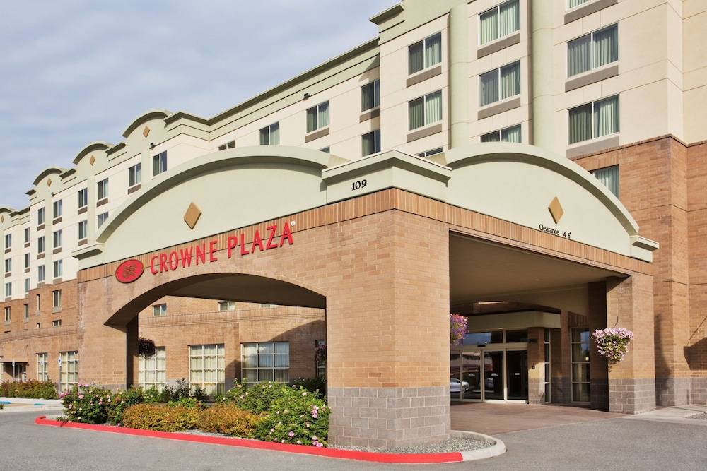 Crowne Plaza ANCHORAGE-MIDTOWN by IHG 1