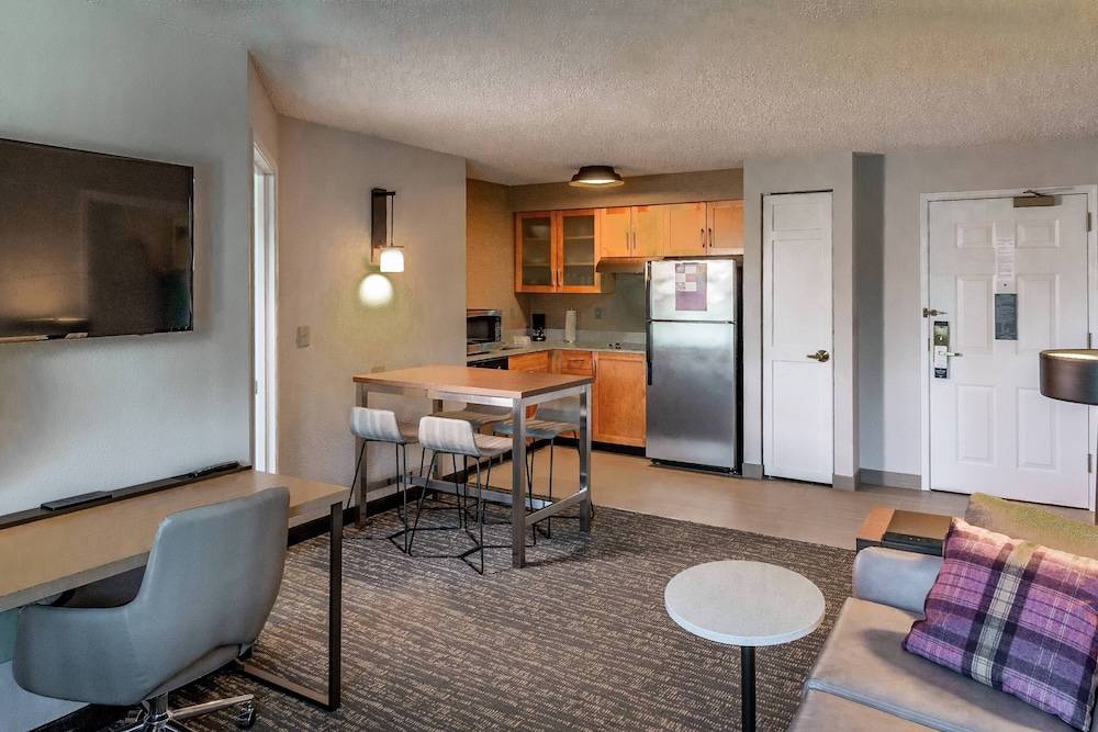 Residence Inn by Marriott Anchorage Midtown 1