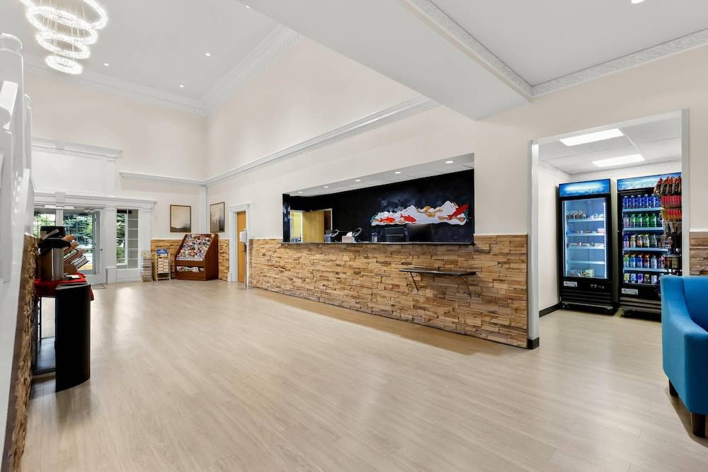 Clarion Suites Anchorage Downtown 2