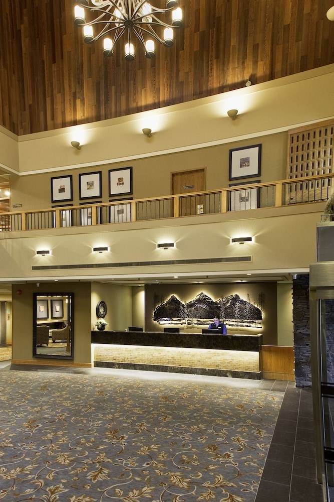Banff Park Lodge 2