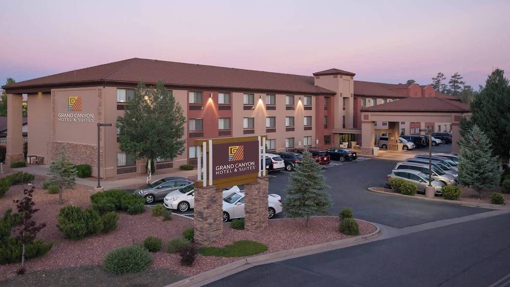 Grand Canyon Hotel and Suites 1