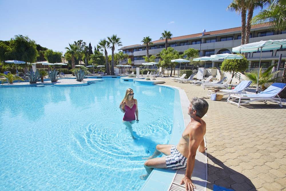 The Signature Level at Grand Palladium Sicilia Resort & Spa 1