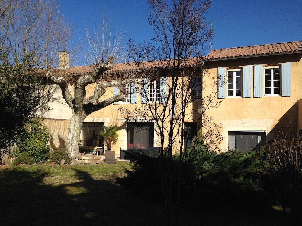 Clos St Pierre de Fraisse 1