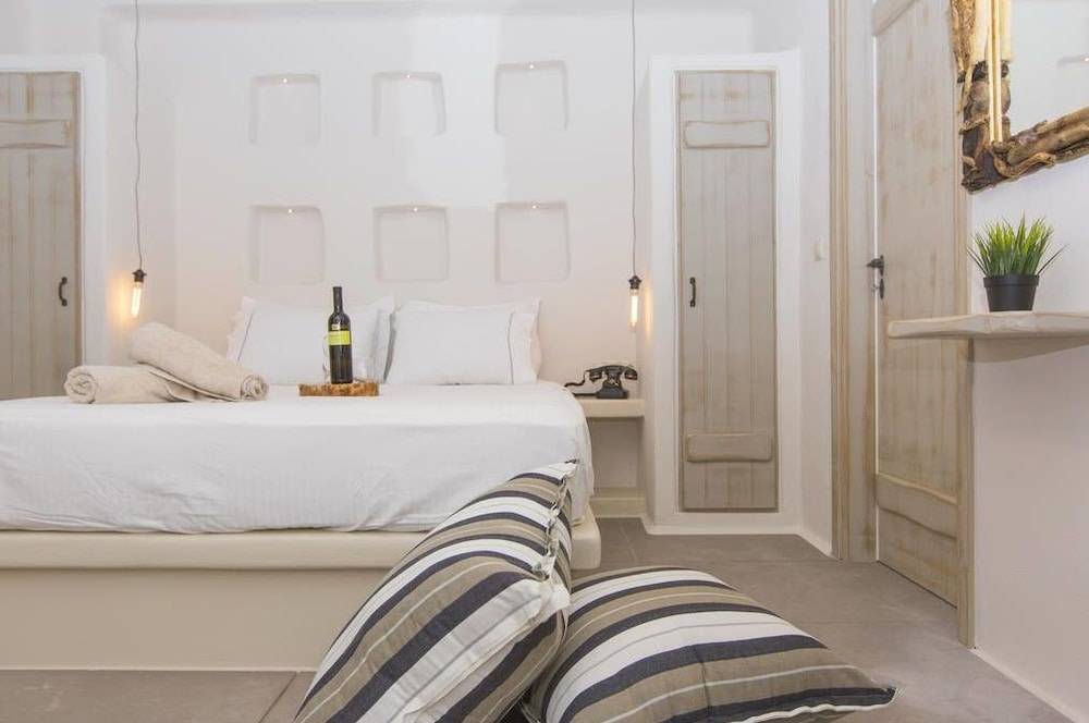 Ampelos Suites 2