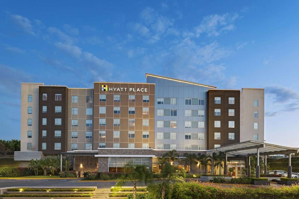 Hyatt Place Managua 1