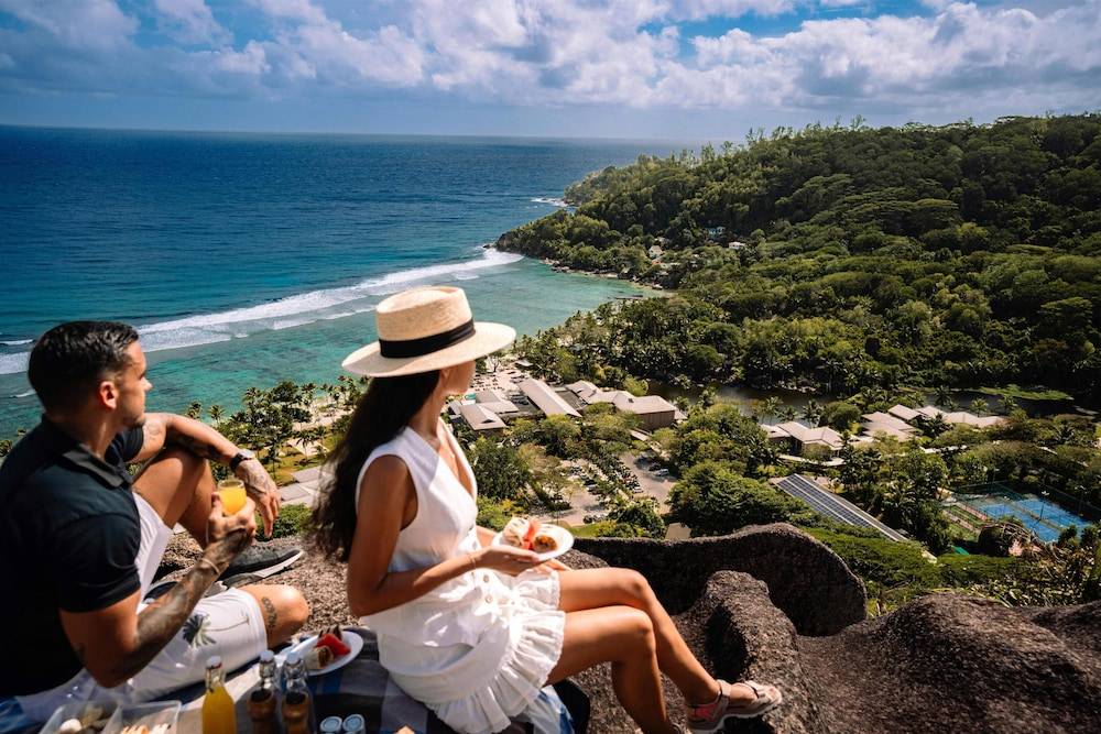 Kempinski Seychelles Resort 1