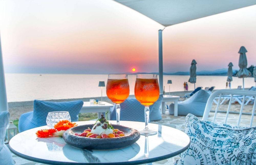 Acrotel Lilyann Boutique Hotel 1