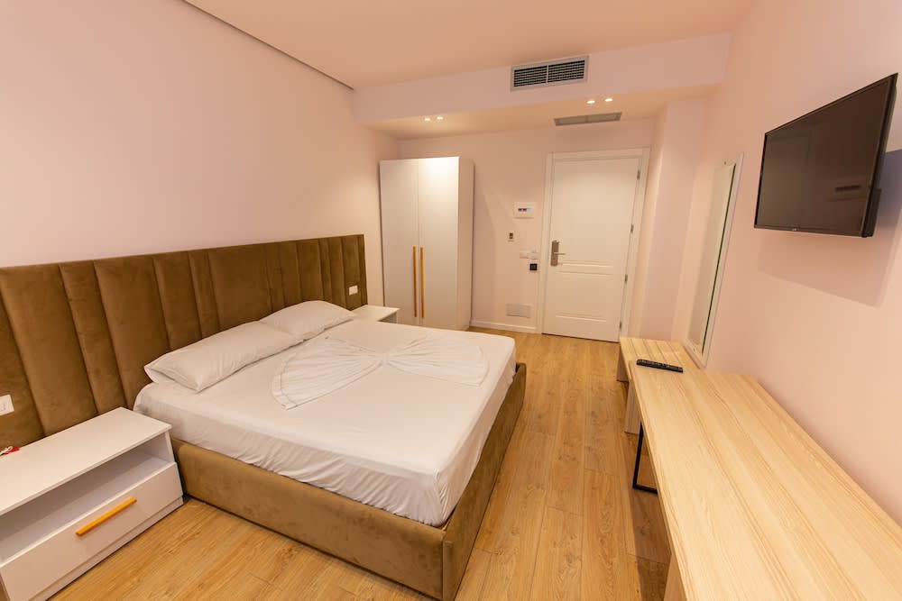 Hotel Alion 2