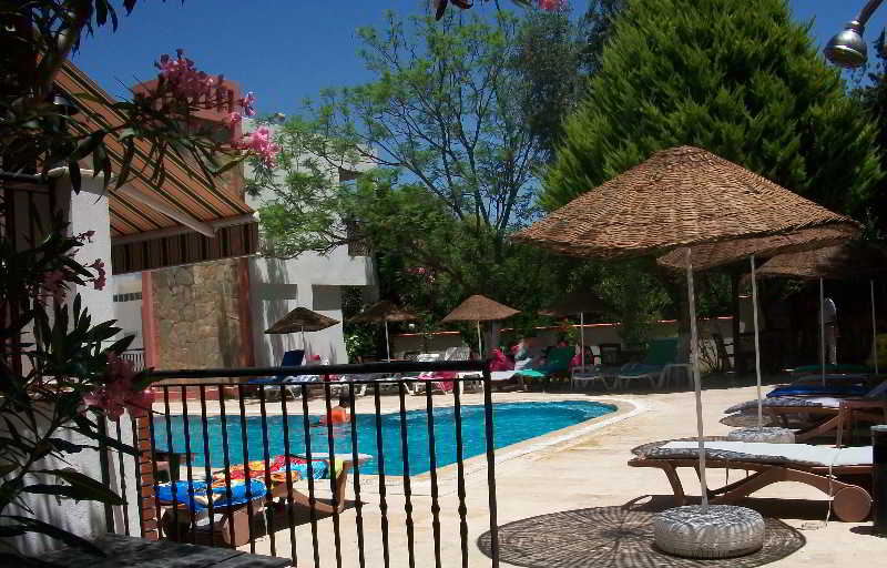 Kriss Hotel 2