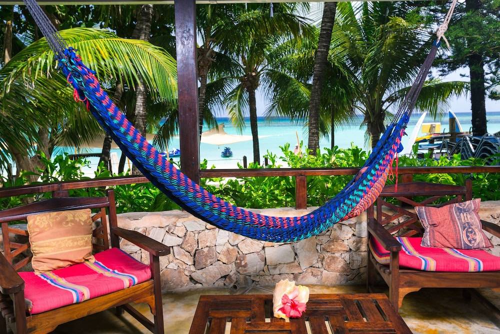 Bananarama Dive & Beach Resort 1