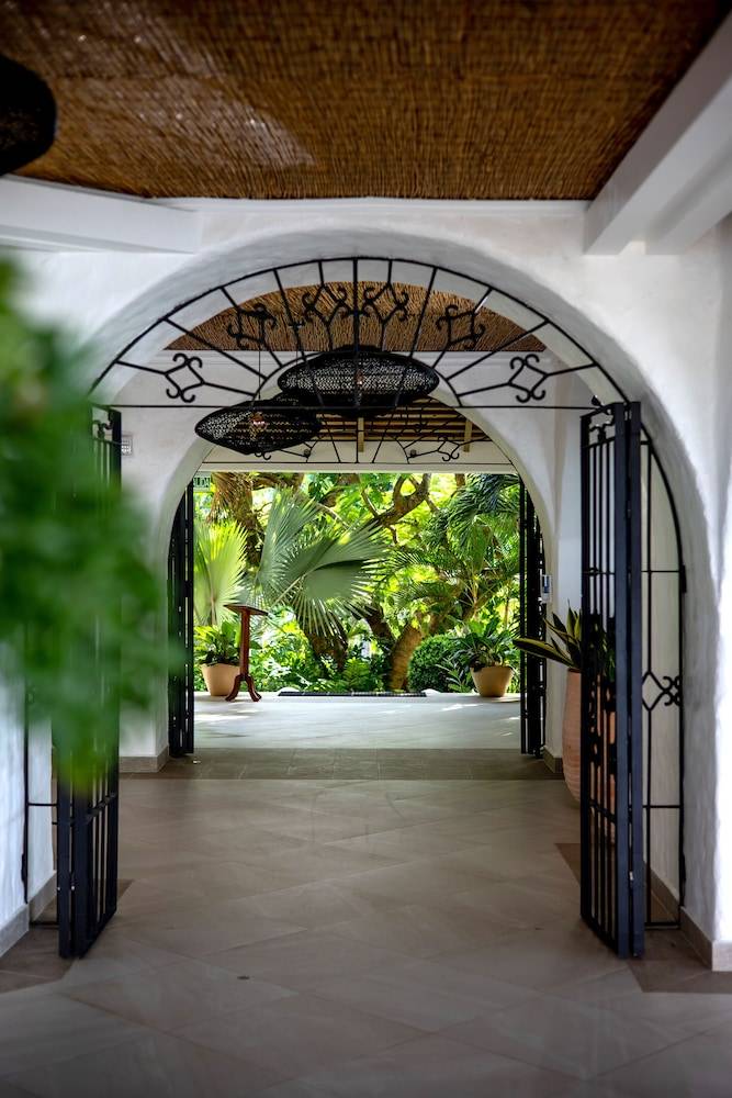 Hotel La Mariposa 2