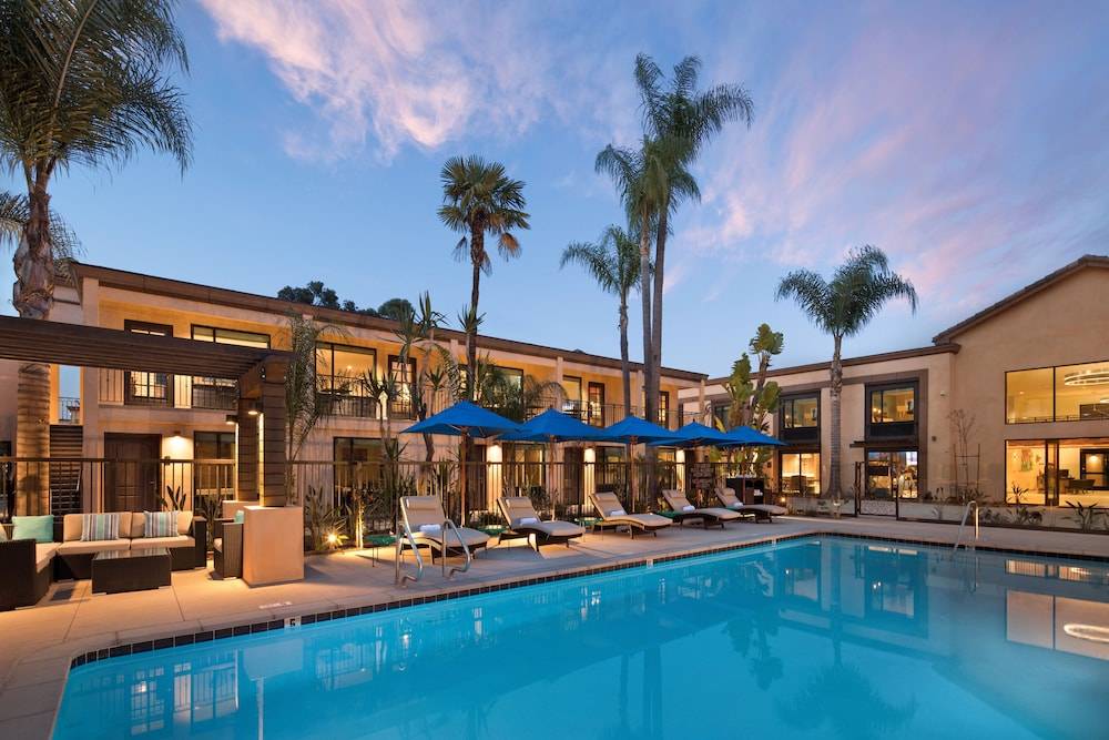 The Cove Hotel 1