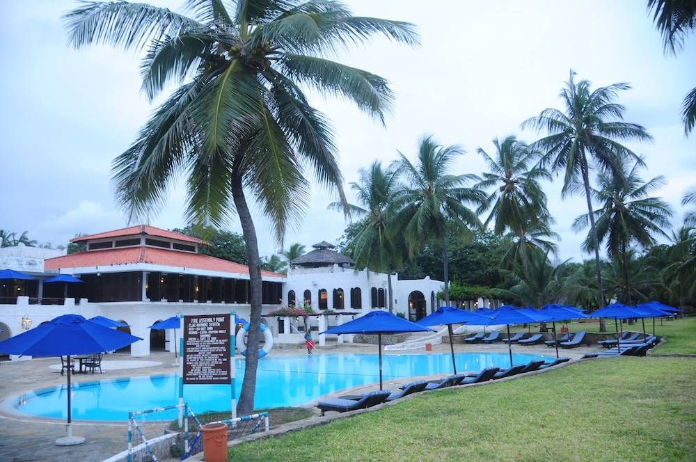 Jacaranda Indian Ocean Beach Resort 1