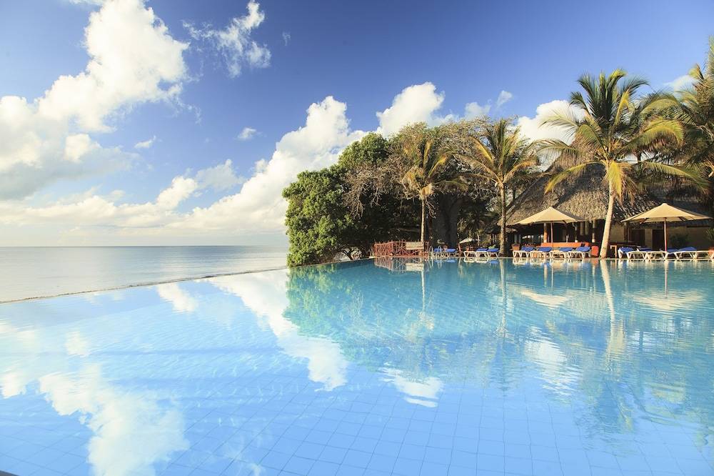 Baobab Beach Resort & Spa 1