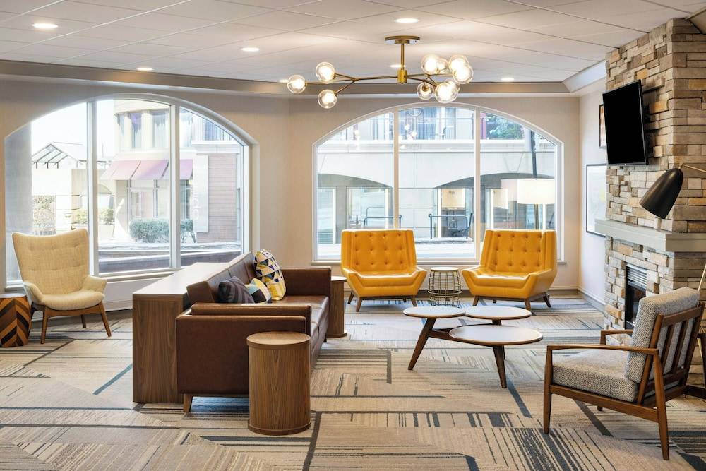 Four Points by Sheraton Halifax 2