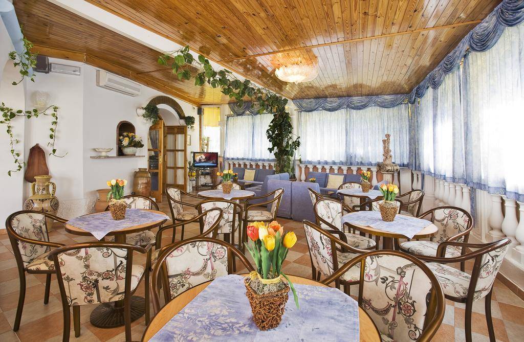 Hotel Riva del Sole 2